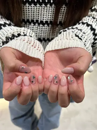 ネイル miura 🫧のネイルデザイン