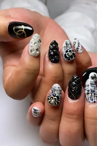 ネイル ネイルサロン& スクールGONAのネイルデザイン