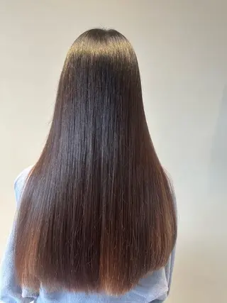 ロング Agu まゆかのヘアスタイル