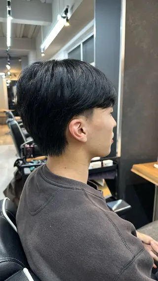 メンズ 律喜/パーマ /メンズ/フェードのヘアスタイル