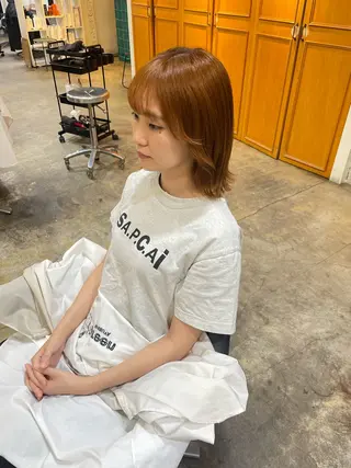 ミディアム カラー MIOベージュカラー 柔らかいカラーのヘアスタイル