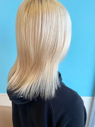 セミロング 日置 大智のヘアスタイル