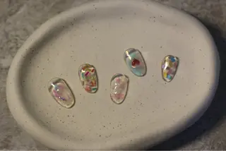 ネイル 市川 沙希子のネイルデザイン