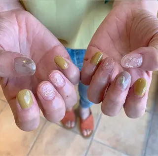 ネイル 佐藤 穂乃香のネイルデザイン