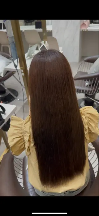 ロング Nanami / ベージュ/グレージュのヘアスタイル