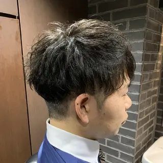 パーマ 餘野 翔舞のヘアスタイル