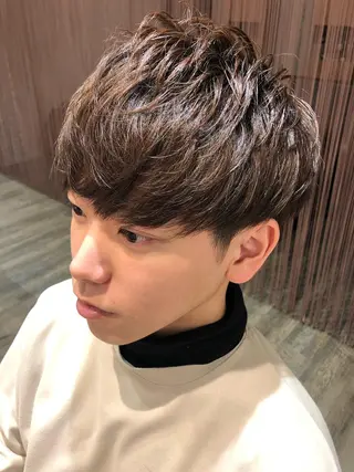 ショート カラー メンズ メンズヘア特化 崎田 成人のヘアスタイル