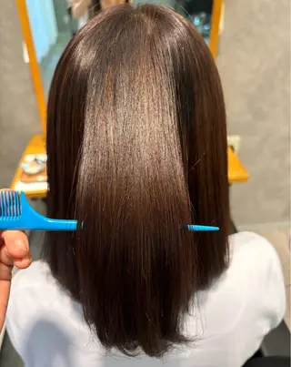 ミディアム カラー 相良 美羽のヘアスタイル