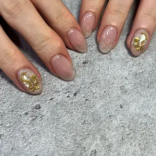 ネイル mahalo nail salon所属・野々山 亜美のネイルデザイン