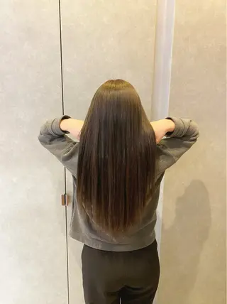 ロング ジールサロン所属・吉葉 萌々のヘアスタイル