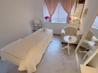 un Fiore🌷所属・小顔ハーブピーリング un.Fiore🌷のエステ・リラクイメージ