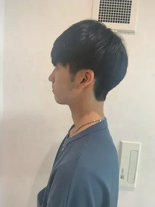 ショート カラー メンズ ハイトーンカラー🤍 山下 優華のヘアスタイル