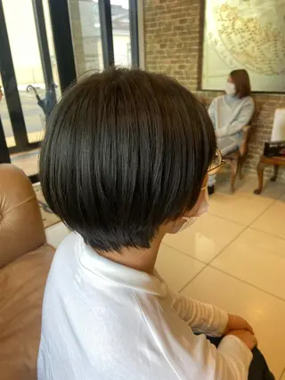 ショート カワサキ ヒナコのヘアスタイル