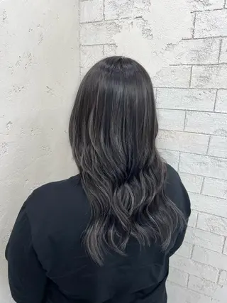 セミロング ブリーチカラー 🤎〰️Yuunaのヘアスタイル