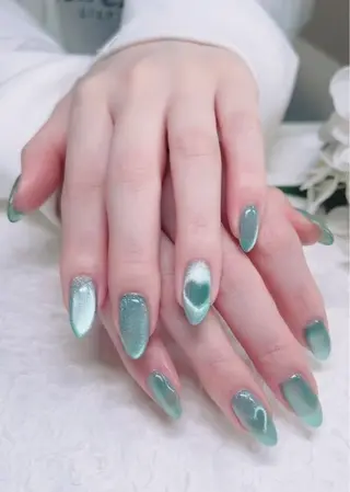 カラー YU KAのネイルデザイン