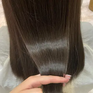 ロング カラー 🫧透け感⋆艶髪💎 山口アヤカのヘアスタイル