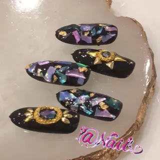 ネイル 小尾 栞のネイルデザイン