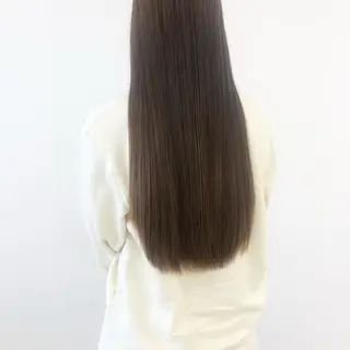 ロング 堀越 エリのヘアスタイル