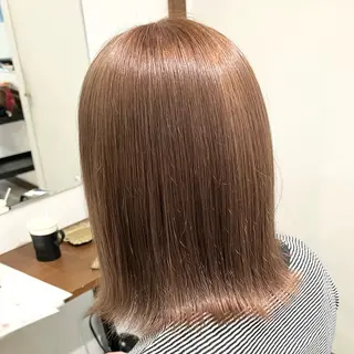 ミディアム カラー Ami ブリーチ/ハイトーンのヘアスタイル