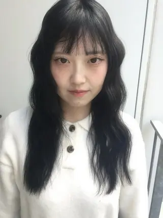 セミロング 髙林 優衣のヘアスタイル