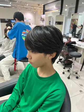 ショート 【シャドウパーマ センターパート】義心のヘアスタイル