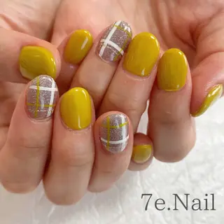 ネイル 7e. Nailのネイルデザイン