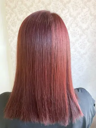 カラー ヒヨシ ルナのヘアスタイル