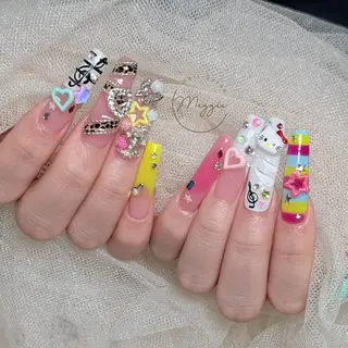 ネイル Maggie Nail🦩のネイルデザイン