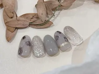 ネイル M+  Beauty Salonのネイルデザイン