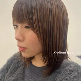ミディアム 疋田 伽菜子のヘアスタイル