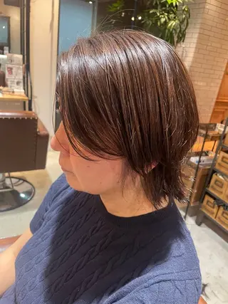 カラー AUQWA/いおり 自由が丘のヘアスタイル