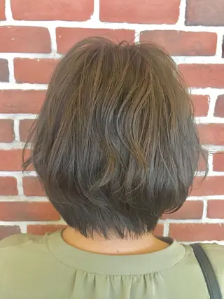ショート カラー パーマ さかい なつみのヘアスタイル