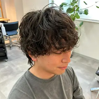 パーマ メンズ 男の理想を叶える🔥 メンズパーマ特化｜関のヘアスタイル