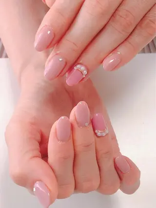 ネイル Lily Roseスタッフ一同のマツエク・マツパデザイン