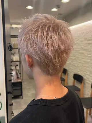 ショート カラー メンズ Ｖｉｏｔ  銀座 樋口 桃佳のヘアスタイル