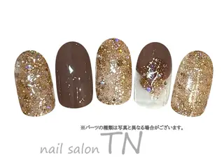 ネイル 矢川 まどかのネイルデザイン