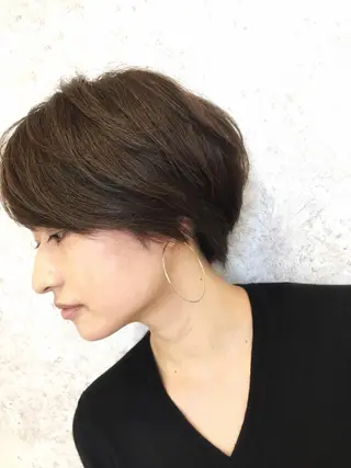 ショート HARUNA🤍 大人ショートヘアのヘアスタイル