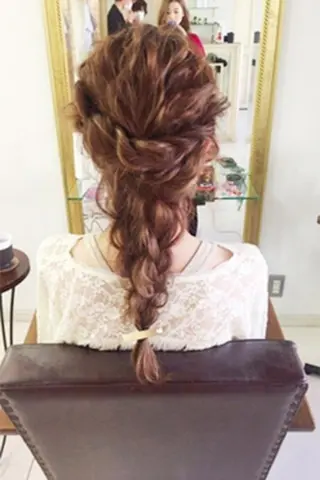 ロング ヘアアレンジ 💚ミヤマ アンナ☘️のヘアスタイル