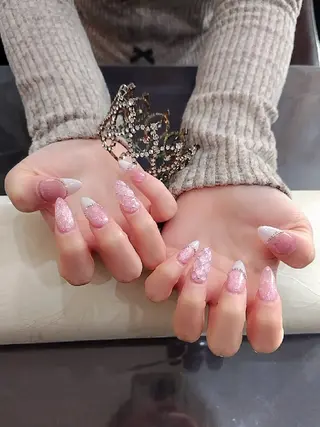 ネイル 北井 美紅のネイルデザイン