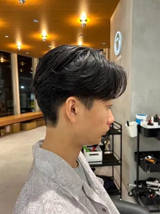 ショート nicoTOKYO 原宿所属・センターパート /メンズ/海野颯生のヘアスタイル