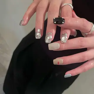 ネイル SALON VILLAGE AOYAMA 2nd.所属・NAKAMURA HARUKAのネイルデザイン