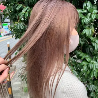 カラー akane .のヘアスタイル