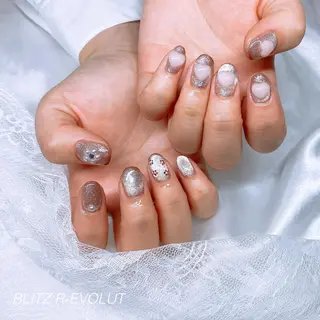 ネイル ☁️BLITZ 🎀笠原雪音🎀のネイルデザイン