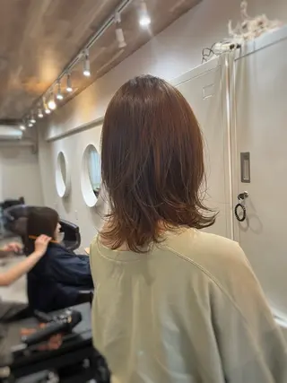 ミディアム カラー CLOVE所属・下石怜子/レイヤー/ 透明感カラーのヘアスタイル