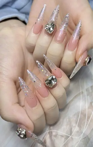 ネイル 💕鈴木ユリ パラジェル/オフ無料のネイルデザイン