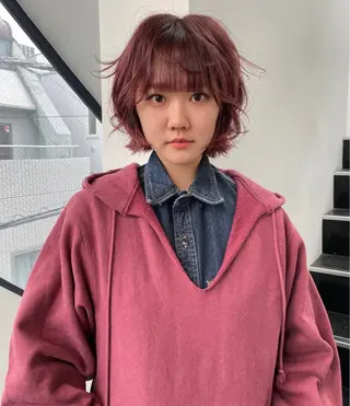 ミディアム カラー ファッションに 溶け込むstyleのヘアスタイル