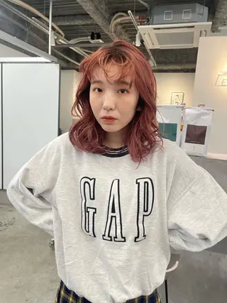 ミディアム カラー パーマ、ボブ、透明感 カラー、小須田ゆあのヘアスタイル