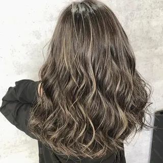 ロング カラー MiL所属・✨ハイトーン✨ 濱田知孝のヘアスタイル
