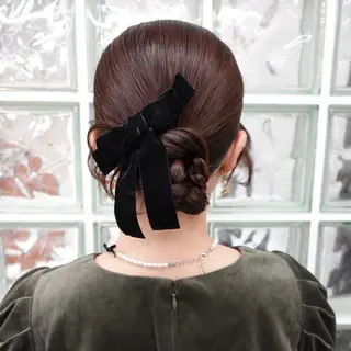 セミロング ヘアアレンジ 🌐サトウ リョウ🌐のヘアスタイル