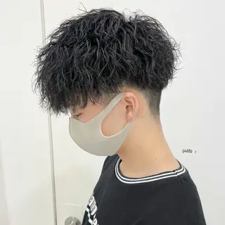 ショート カラー パーマ ヘアアレンジ メンズ 仕上がり満足度No. 1🔥BLUCK🔥のヘアスタイル